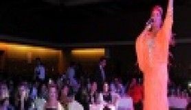 Kibariye söyledi, Asena oynadı