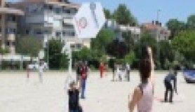 Çocuklarımıza uçurtmayı unutturmayacağız