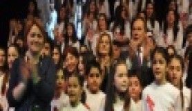 Avcılarda oluşturulan mozaik Barış Manço sahnesinde