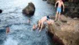 Heryerde Kar, Antalya'da Yaz Var