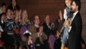 Serkan Çağrı coşturdu, Suzan Kardeş oynattı