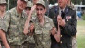 Kınalı kuzular Asker'de