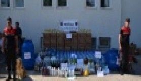 Lüks villada sahte içki üretimine baskın!