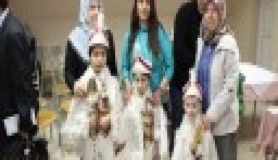 Çocuklar sünnet kıyafetlerine kavuştu