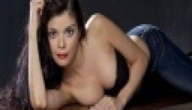 Atama bekleyen öğretmen model oldu