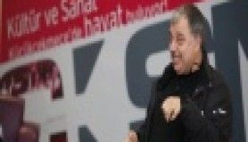 Hamdi Alkan kırdı geçirdi