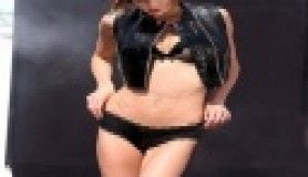 Melekten cesur pozlar