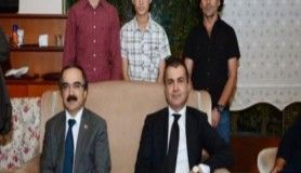 Bakan Çelik'ten Adana'ya bayram ziyareti