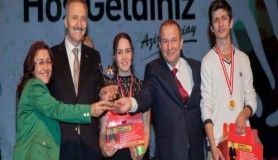 Küçükçekmece'nin yetenekleri ödüllerine kavuştu