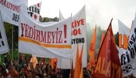 Galatasaraylılar TFF'ye yürüdü