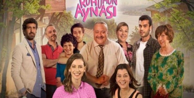 Bora Akkaş 'Ruhumun Aynası' dizisiyle sevenleriyle buluşuyor