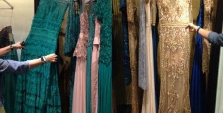 Elie Saab gece kıyafetlerinde bir numara !