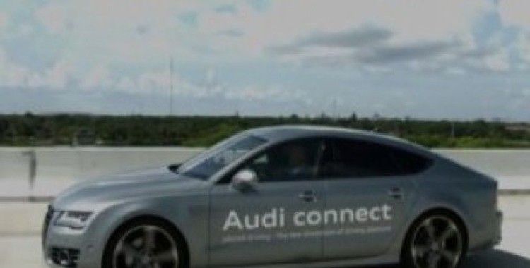 Audi sürücüsüz araçlarını test ediyor