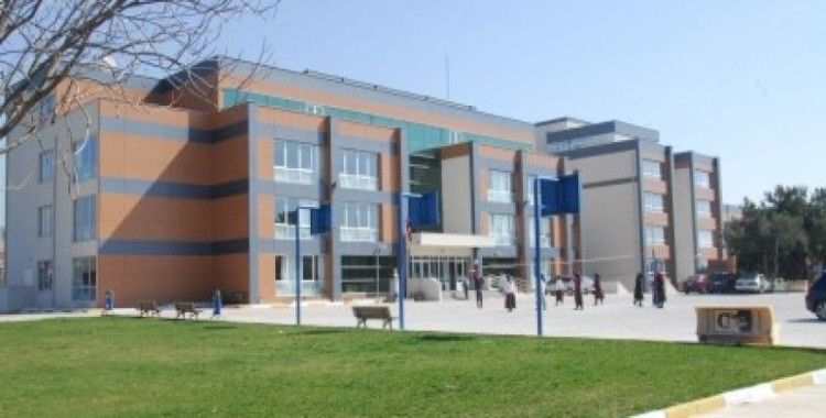 Pendik Anadolu İmam Hatip Lisesi'ne nasıl giderim ?