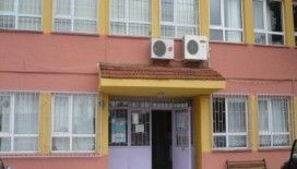 100 Yıl Ali Rıza Efendi Ortaokulu'na nasıl giderim ?