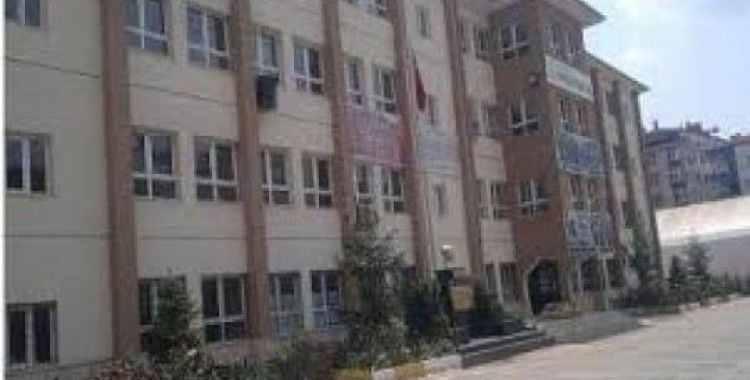 Kaynarca Şevket Sabancı Ticaret Meslek Lisesi'ne nasıl giderim ?