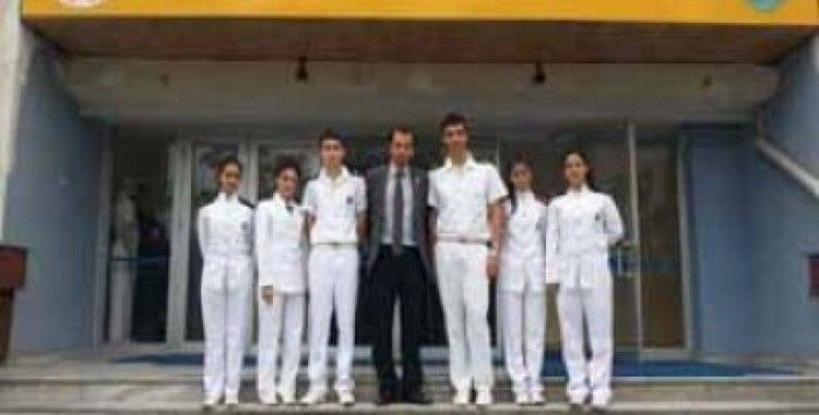 Pendik Denizcilik Anadolu Meslek Lisesi'ne nasıl giderim ?