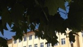 80.Yıl Nuh Çimento Anadolu Lisesi'ne nasıl giderim ?