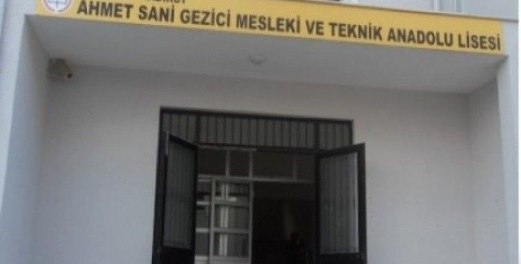 Ahmet Sani Gezici Mesleki ve Teknik Anadolu Lisesi'ne nasıl giderim ?