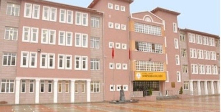 Şenesenevler Mualla Selcanoğlu Mesleki ve Teknik Anadolu Lisesi'ne nasıl giderim ?