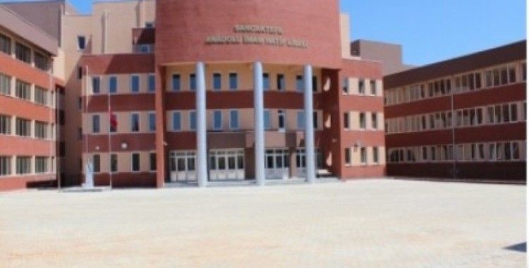 Sancaktepe Aziz Bayraktar Anadolu İmam Hatip Lisesi'ne nasıl giderim ?