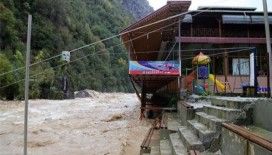 Rize'de yağış Cumartesi gününe kadar devam edecek