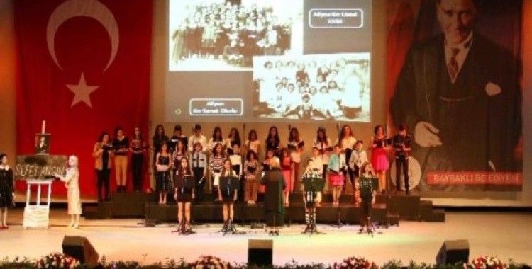 Çocuklardan öğretmenlere özel konser