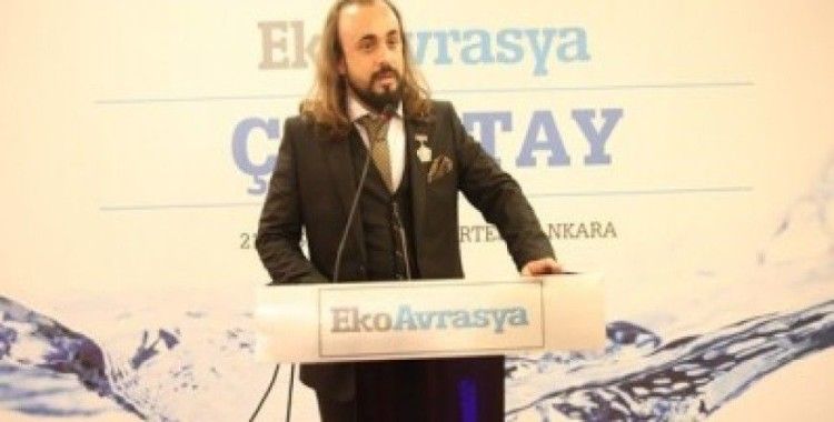 Kenan Acıkök'e Eko Avrasya Hizmet Nişanı