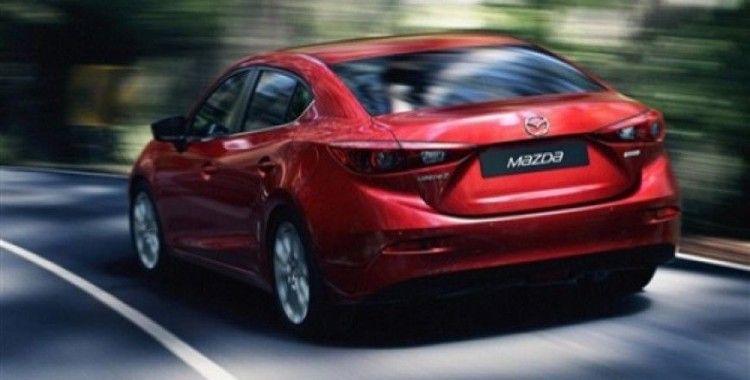 Sınıfının en donanımlı aracı Mazda 3 Sedan