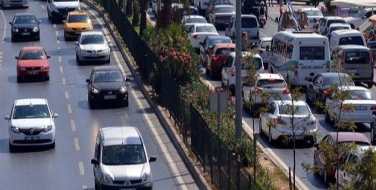 Trafiğe kayıtlı araç sayısı 20 milyon 98 bin 994