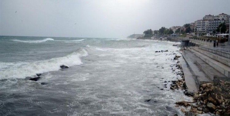 Doğu Karadeniz ve Batı Ege'de sağanak uyarısı