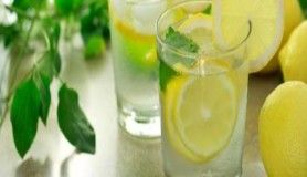 Güne ılık limonlu su ile başlayın