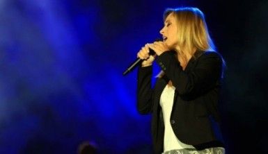 Lara Fabian'dan unutulmaz konser