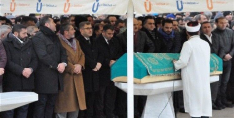 ​Hafız Mehmet Gecü’yü binlerce seveni yolculadı