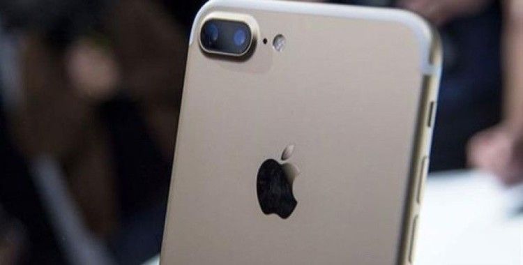 Dikey kameralı ve 5 inçlik bir iPhone modeli gelebilir