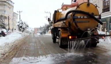 Yalova'da buzlanmaya karşı 'deniz suyu' formülü