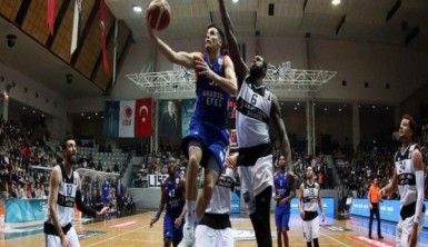 Derbi Anadolu Efes'in