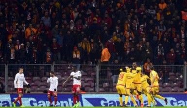 Cimbom fırsat tepti