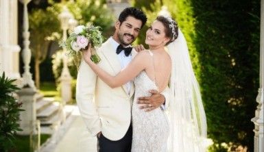 Burak Özçivit ve Fahriye Evcen evlendi