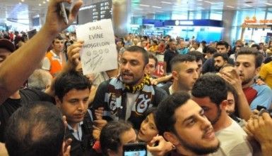 Burak Yılmaz İstanbul’a geldi