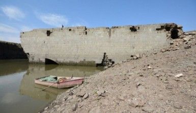 Baraj suları çekilince tarih ortaya çıktı