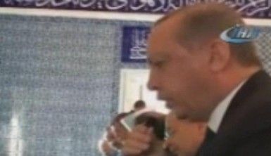 Cumhurbaşkanı Erdoğan Kur’an okudu