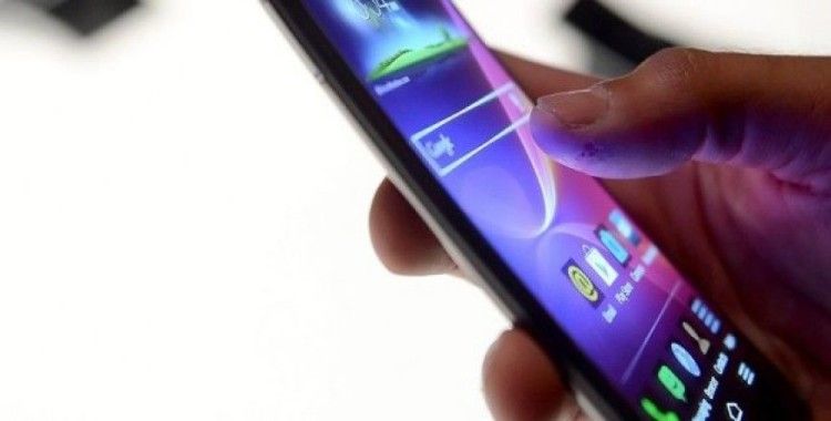 Android telefonlar kullanıcıları istem dışı takip ediyor