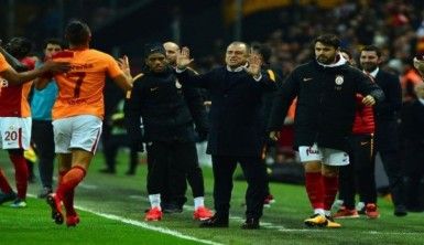 Terim geldi, Aslan coştu