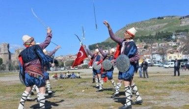 Bergama Yörüklerle şenlendi