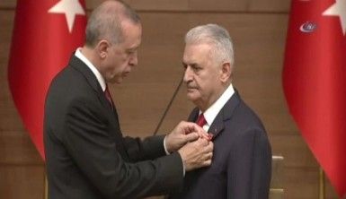 Yıldırım'a Devlet Şeref Madalyası