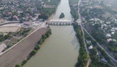 Adana'nın gerdanlıkları, Taş Köprü ve Misis Köprüsü