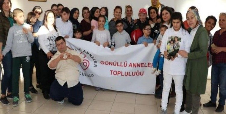 Aynı kaderi paylaşan aileler gönüllü topluluk kurdu