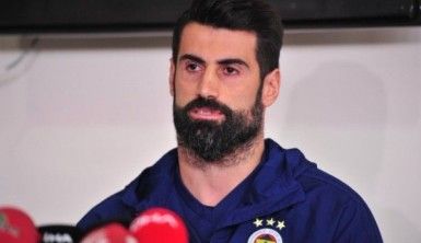 Volkan Demirel özür diledi