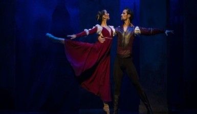 Büyük aşk hikayesi 'Romeo ve Juliet'e yoğun ilgi
